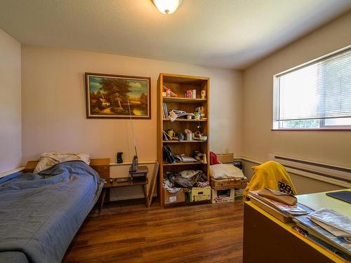 4493 Cammeray Drive, Kamloops, BC - Indoor Photo Showing Bedroom