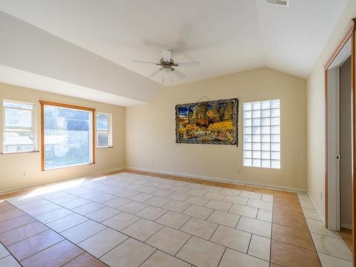 4493 Cammeray Drive, Kamloops, BC - Indoor Photo Showing Other Room