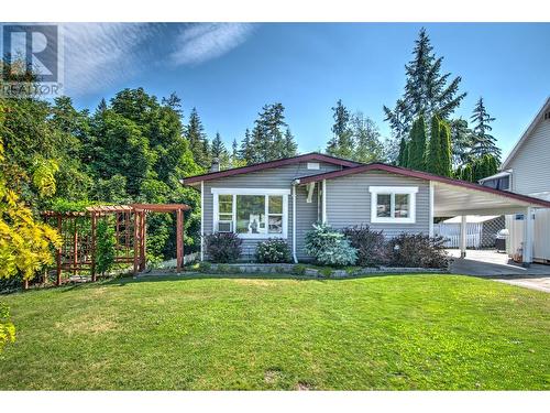 340 28 Street Ne, Salmon Arm, BC - Outdoor