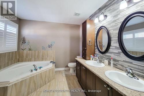 189 Palacebeach Trail, Hamilton (Stoney Creek), ON - Indoor Photo Showing Bathroom