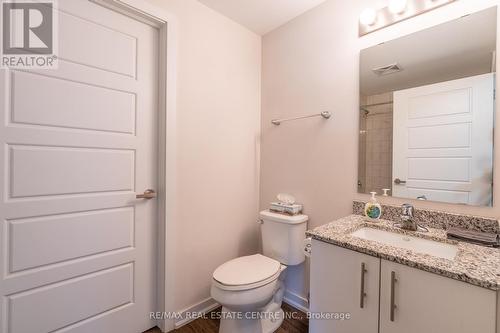 Ll14 - 25 Kay Crescent, Guelph (Guelph South), ON - Indoor Photo Showing Bathroom