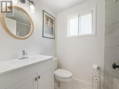 598 Brigadoon Drive, Hamilton (Gourley), ON - Indoor Photo Showing Bathroom