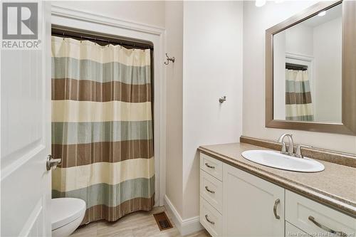 645 Wetmore Road, Fredericton, NB - Indoor Photo Showing Bathroom