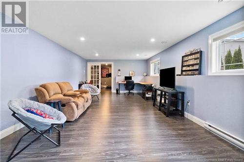 645 Wetmore Road, Fredericton, NB - Indoor Photo Showing Living Room