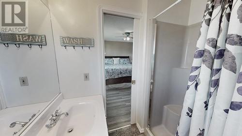 9024 114 Avenue, Fort St. John, BC - Indoor Photo Showing Bathroom