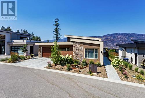 528 Clifton Lane, Kelowna, BC 