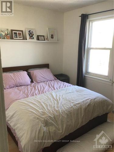 920 Gladstone Avenue, Ottawa, ON - Indoor Photo Showing Bedroom