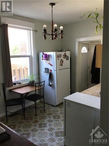 920 Gladstone Avenue, Ottawa, ON - Indoor Photo Showing Laundry Room