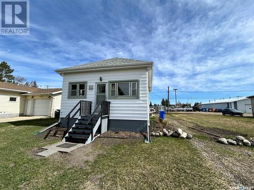 108 Carl Avenue W, Langenburg, SK - Outdoor