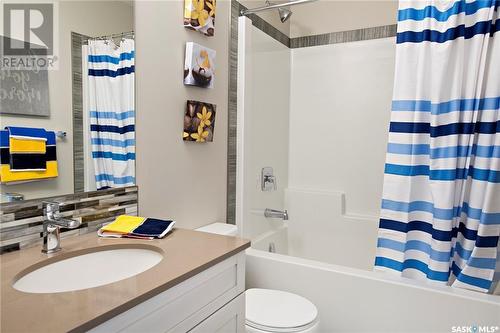 4845 Ferndale Crescent, Regina, SK - Indoor Photo Showing Bathroom