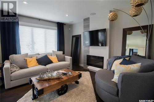 4845 Ferndale Crescent, Regina, SK - Indoor Photo Showing Living Room With Fireplace