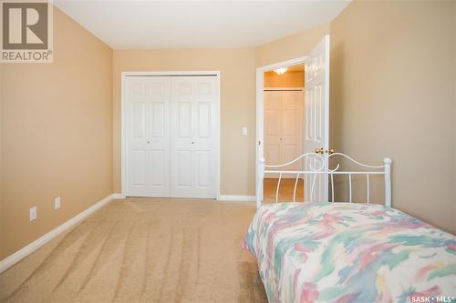 206 Braeshire Lane, Saskatoon, SK - Indoor Photo Showing Bedroom