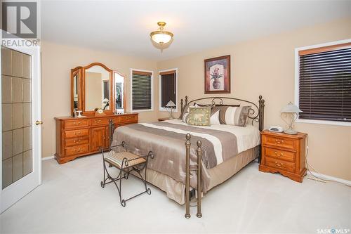 206 Braeshire Lane, Saskatoon, SK - Indoor Photo Showing Bedroom