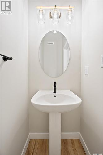 4837 Ferndale Crescent, Regina, SK - Indoor Photo Showing Bathroom