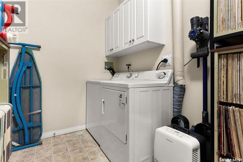 507 1901 Victoria Avenue, Regina, SK - Indoor Photo Showing Laundry Room