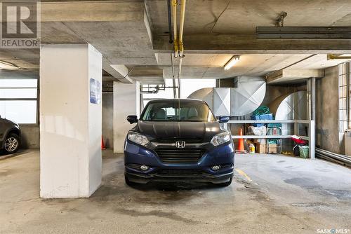 507 1901 Victoria Avenue, Regina, SK - Indoor Photo Showing Garage