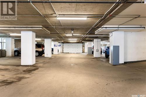 507 1901 Victoria Avenue, Regina, SK - Indoor Photo Showing Garage