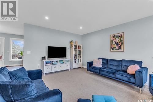 204 & 208 7Th Street, Humboldt, SK - Indoor Photo Showing Living Room