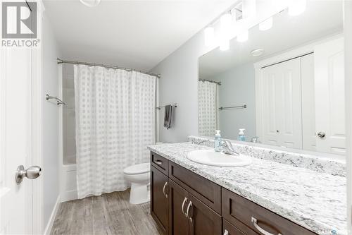 204 & 208 7Th Street, Humboldt, SK - Indoor Photo Showing Bathroom