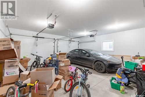 204 & 208 7Th Street, Humboldt, SK - Indoor Photo Showing Garage