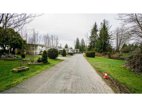 23390 72 Avenue, Langley, BC - Outdoor