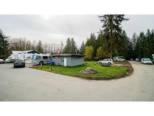 23390 72 Avenue, Langley, BC - Outdoor