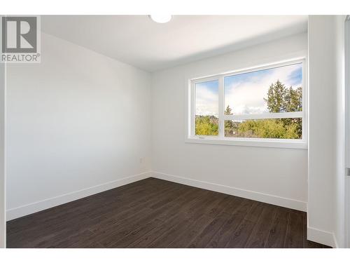 235 Taylor Road Unit# 2, Kelowna, BC - Indoor Photo Showing Other Room