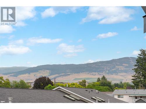 235 Taylor Road Unit# 2, Kelowna, BC - Outdoor With View