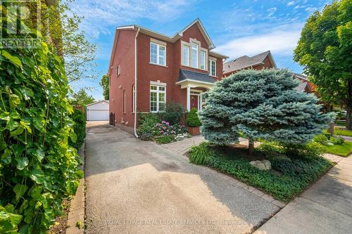 2484 Capilano Crescent, Oakville (River Oaks), ON - Outdoor