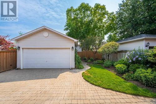 2484 Capilano Crescent, Oakville (River Oaks), ON - Outdoor