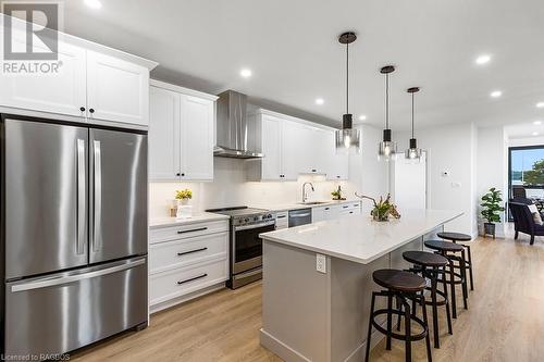 535 Isaac Street Unit# 103, South Bruce Peninsula, ON - Indoor Photo Showing Kitchen With Upgraded Kitchen