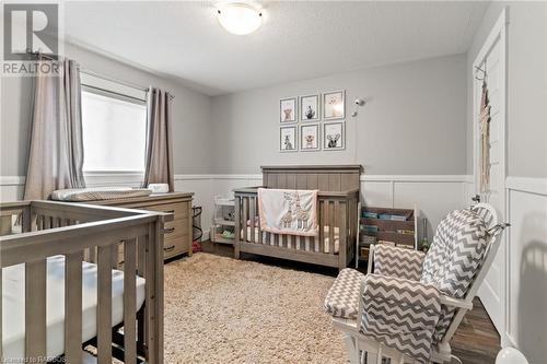 167 17Th Avenue A, Hanover, ON - Indoor Photo Showing Bedroom