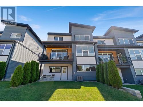 2810 15 Avenue Ne Unit# 8, Salmon Arm, BC - Outdoor With Balcony With Facade