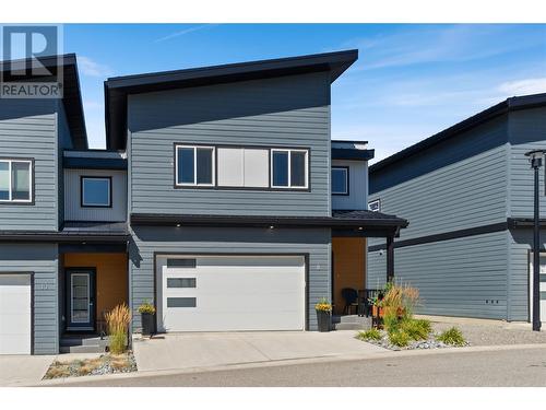 2810 15 Avenue Ne Unit# 8, Salmon Arm, BC - Outdoor With Facade