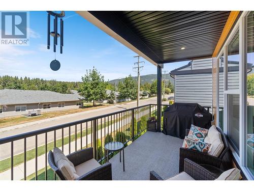 2810 15 Avenue Ne Unit# 8, Salmon Arm, BC - Outdoor With Balcony With Exterior