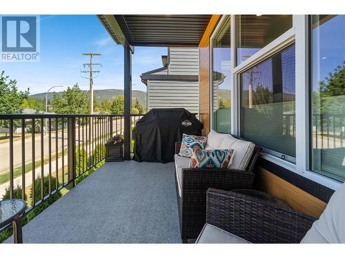 2810 15 Avenue Ne Unit# 8, Salmon Arm, BC - Outdoor With Balcony With Exterior