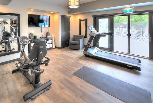 822A - 800 Bighorn Boulevard, Radium Hot Springs, BC - Indoor Photo Showing Gym Room