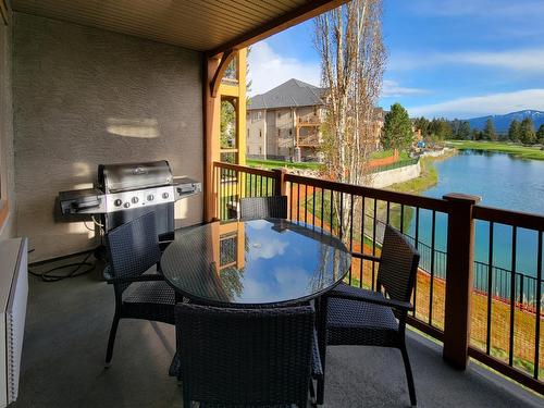 822A - 800 Bighorn Boulevard, Radium Hot Springs, BC - Outdoor With Exterior