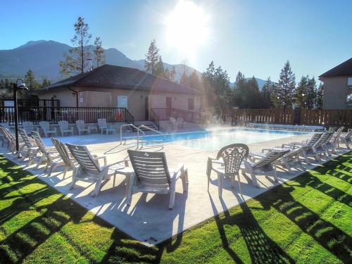 822A - 800 Bighorn Boulevard, Radium Hot Springs, BC - Outdoor With In Ground Pool