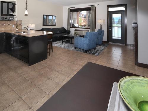 800 Bighorn Boulevard Unit# 822A, Radium Hot Springs, BC - Indoor