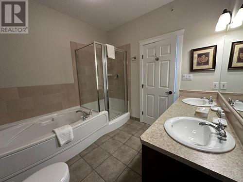 200 Bighorn Boulevard Unit# 234C, Radium Hot Springs, BC - Indoor Photo Showing Bathroom