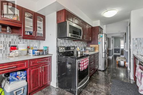 2718 - 700 Humberwood Boulevard, Toronto (West Humber-Clairville), ON - Indoor Photo Showing Kitchen