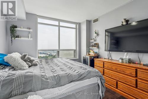 2718 - 700 Humberwood Boulevard, Toronto (West Humber-Clairville), ON - Indoor Photo Showing Bedroom