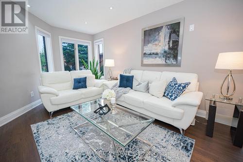 1 - 3365 Bobwhite Mews, Mississauga (Lisgar), ON - Indoor Photo Showing Living Room