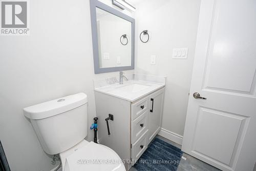 1 - 3365 Bobwhite Mews, Mississauga (Lisgar), ON - Indoor Photo Showing Bathroom