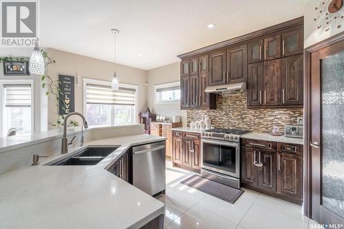 5330 Mckenna Crescent, Regina, SK - Indoor Photo Showing Kitchen With Double Sink With Upgraded Kitchen