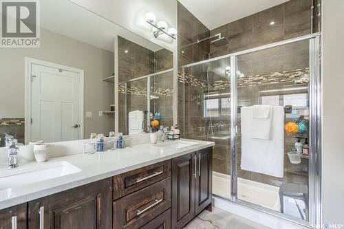 5330 Mckenna Crescent, Regina, SK - Indoor Photo Showing Bathroom