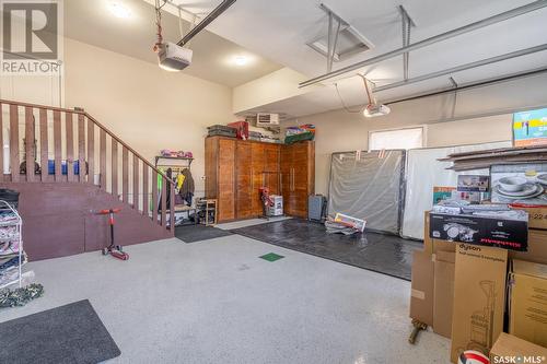 5330 Mckenna Crescent, Regina, SK - Indoor Photo Showing Garage