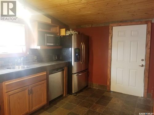 1937 Halifax Street, Regina, SK - Indoor Photo Showing Kitchen