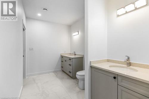 535 Isaac Street Unit# 101, South Bruce Peninsula, ON - Indoor Photo Showing Bathroom